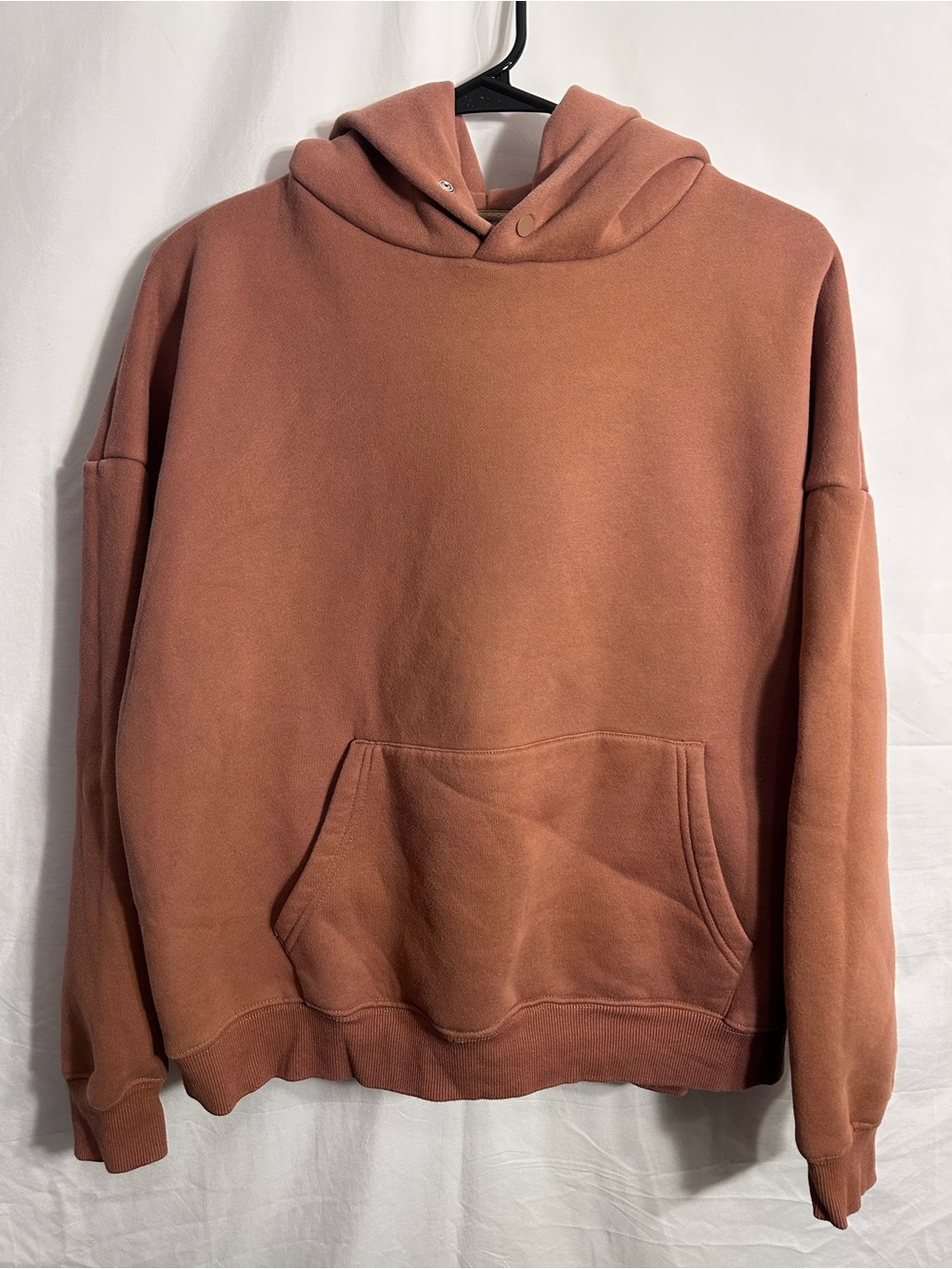 Women's Hooded Pullover Sweatshirt in Rust